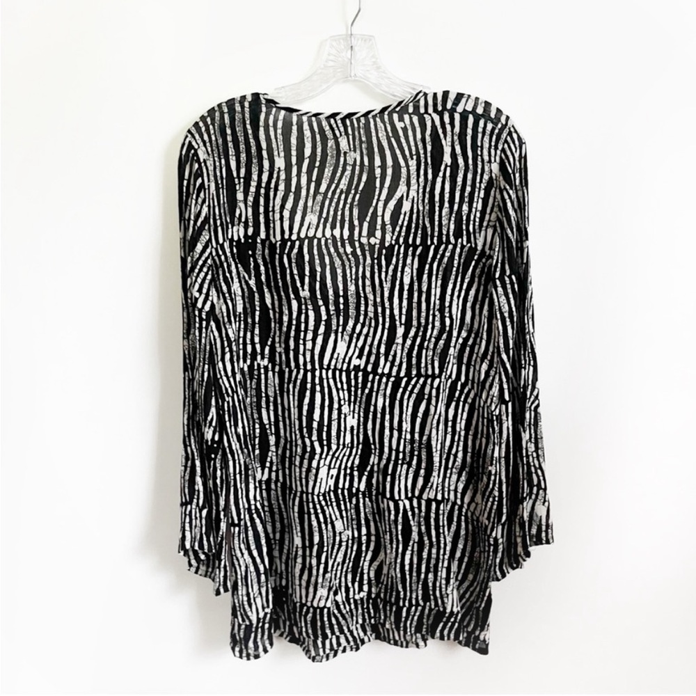 Raga Anthropologie tunic top black white zebra print stripes embroidery floral - Picture 9 of 9